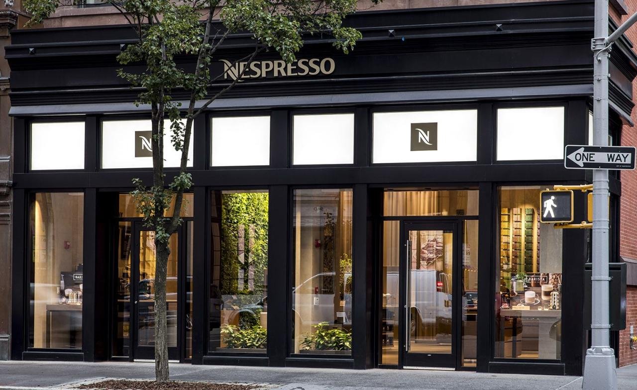 Nespresso store at Munich Nespresso Cafe, Nespresso Boutique, Brand ...