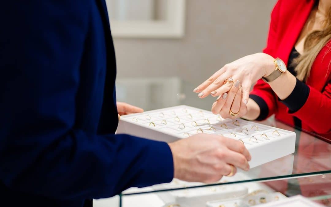 Buying a Diamond Buying a Diamond