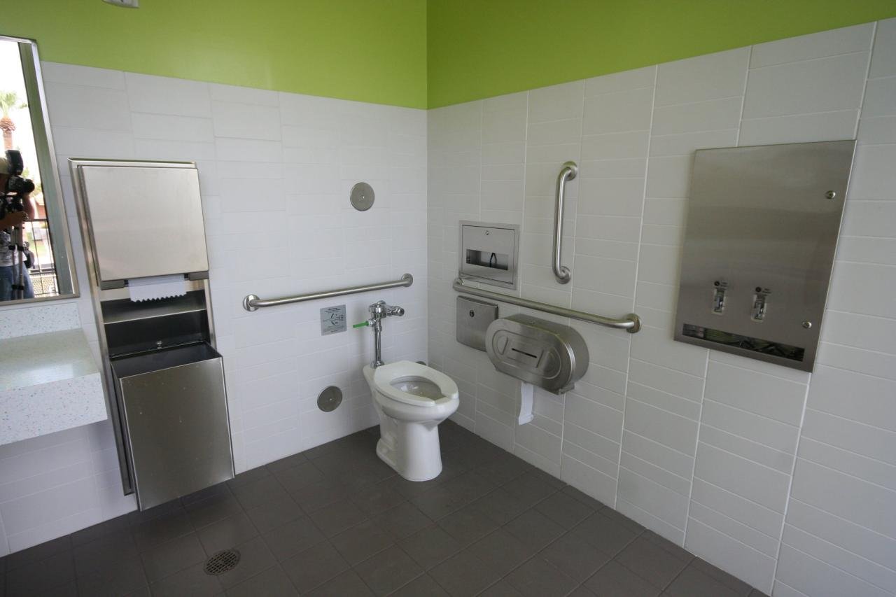 High End Commercial Bathroom Accessories – Rispa