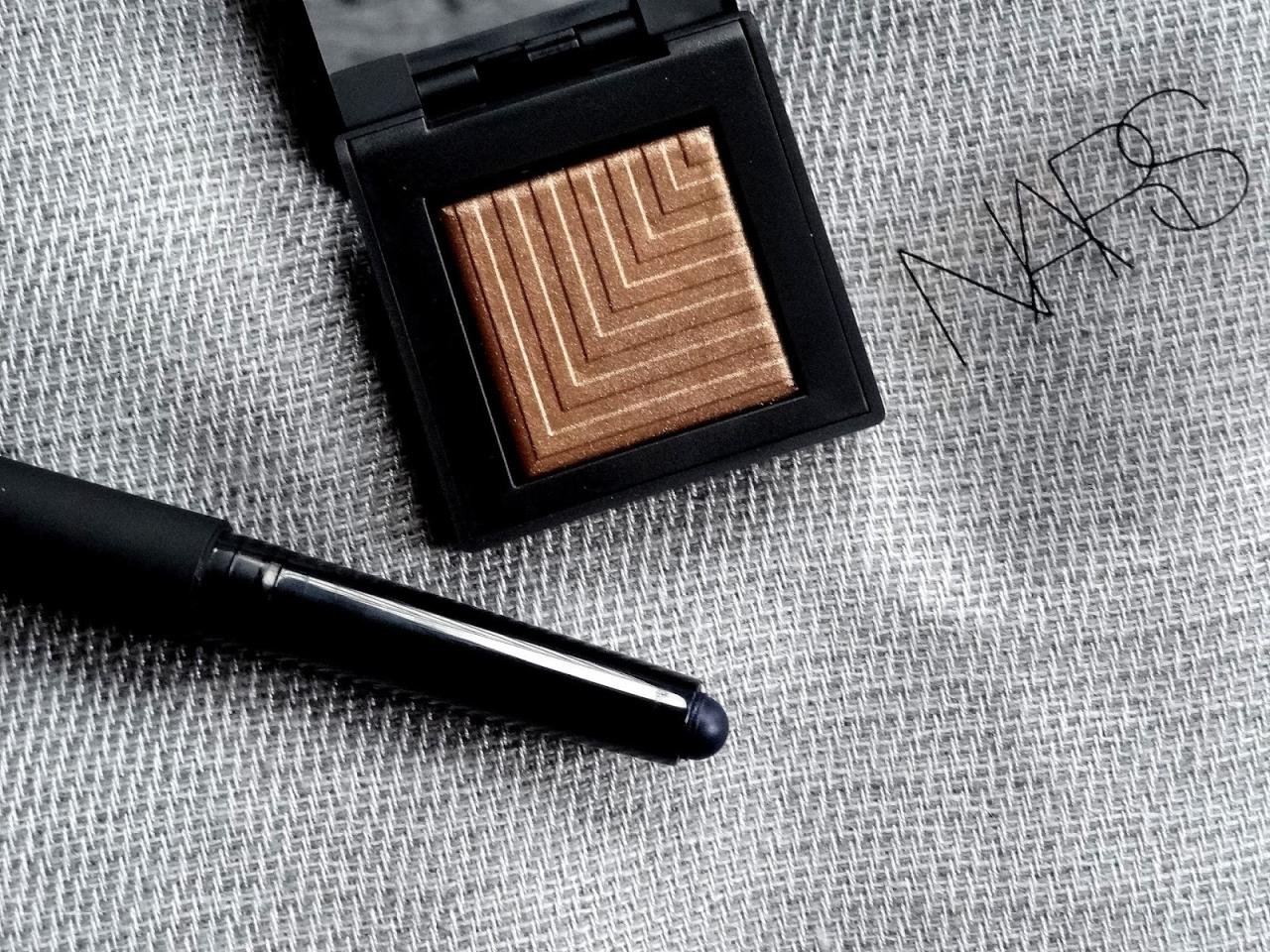 Makeup, Beauty and More: NARS Dual-Intensity Eyeshadow in Telesto ... Makeup, Beauty and More: NARS Dual-Intensity Eyeshadow in Telesto ...