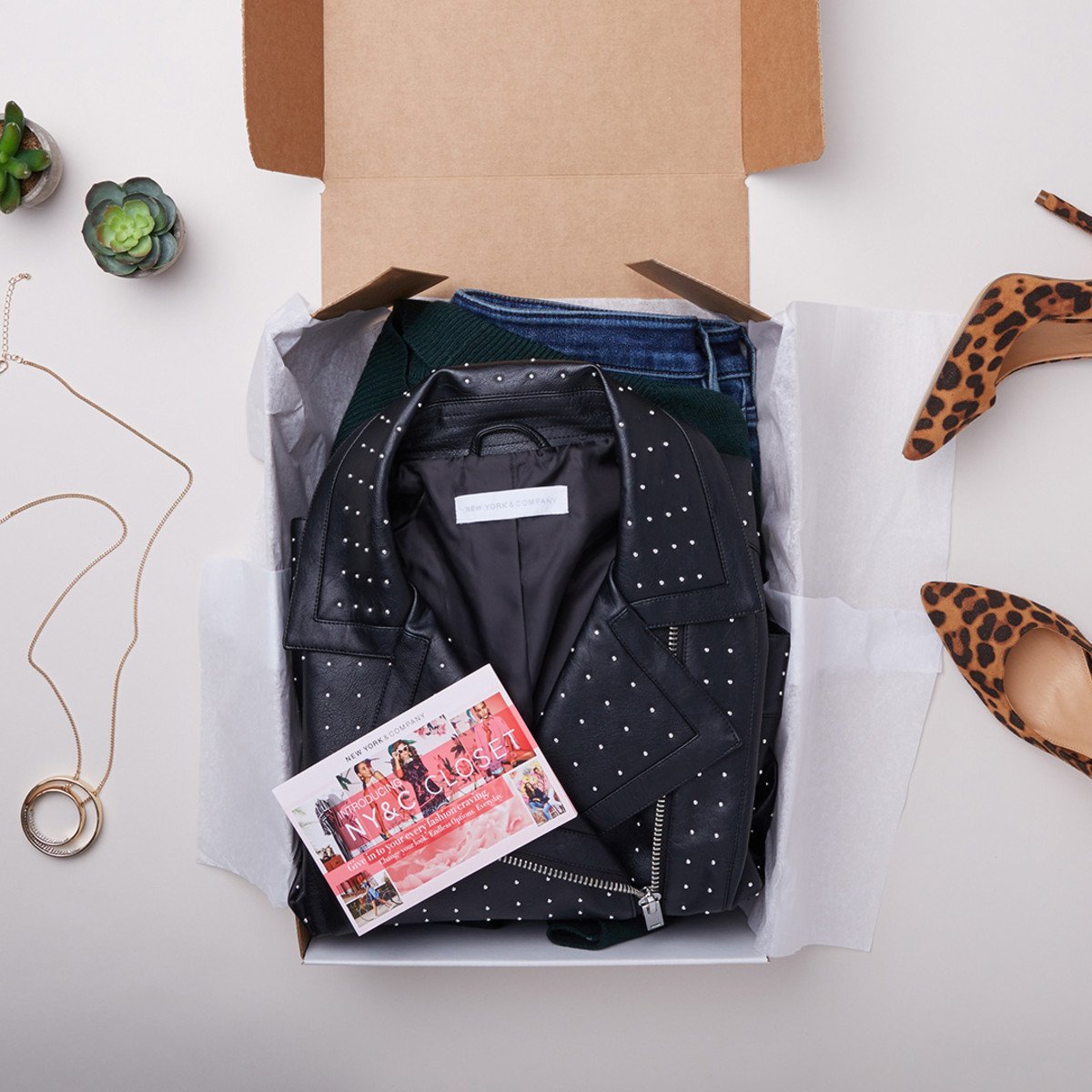 10 Fantastic Fashion Rental Services - Going Green