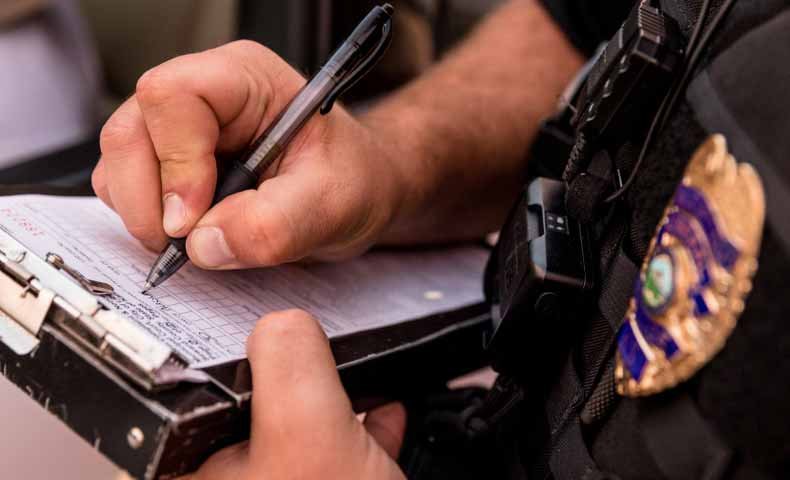 violate / violationの意味と使い方 | ネイティブと英語について話したこと violate / violationの意味と使い方 | ネイティブと英語について話したこと